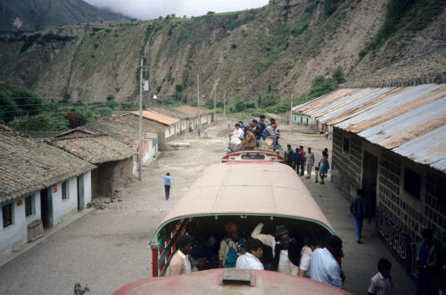 4618 hr RTW 12-13 Dec 1990 Train Ibarra - San Lorezo Ecuador