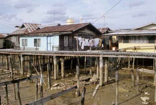 4063 hr 11 Oct 1989 Omar Ali Saifuddien Mosque and Kampong Ayer BSB Brunei