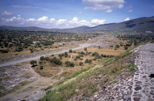 4473 hr RTW 8 Nov 1990 - Teotihuacan, Mexico