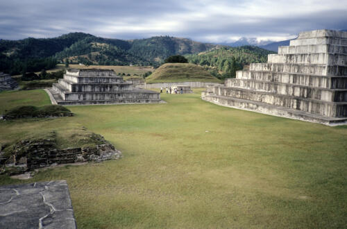 4500 hr RTW 11-12 Nov 1990 - South to Huehuetenango and Zacaleu, Guatemala