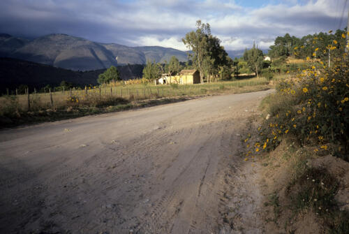 4505     RTW 11-12 Nov 1990 - South to Huehuetenango and Zacaleu, Guatemala