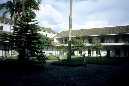 4586     RTW 3-6 Dec 1990 to Popayan Colombia