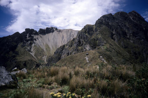 4603 hr RTW 9-11 Dec 1990 La Esperanza - Ecuador