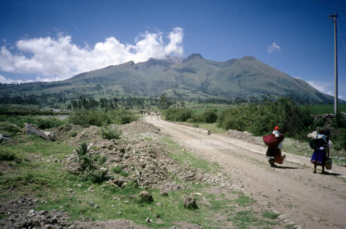 4609 hr RTW 9-11 Dec 1990 La Esperanza - Ecuador