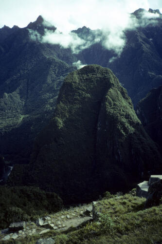 4678 hr RTW 1 Jan 91 Machu Picchu Peru