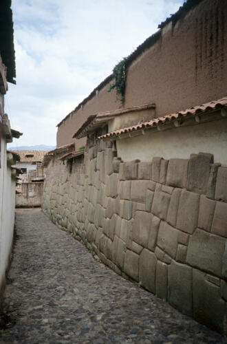 4696 hr RTW 2-3 Jan 1991 Cusco Peru