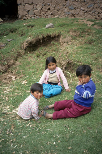 4722 hr RTW 6-8 Jan 1991 Isla Amantaní Titicaca Peru