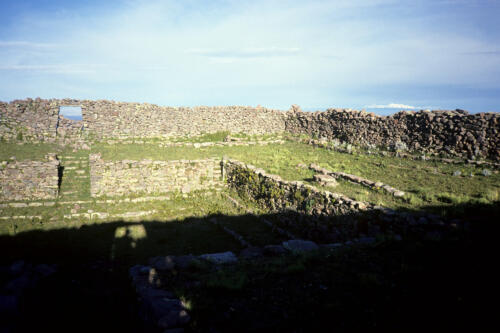 4729 hr RTW 6-8 Jan 1991 Isla Amantaní Titicaca Peru