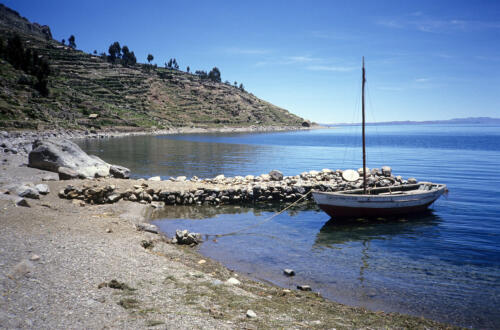 4737 hr RTW 6-8 Jan 1991 Isla Amantaní Titicaca Peru