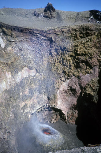 4898 hr RTW 3-5 Feb 1991 Villarica  Pucón Chile