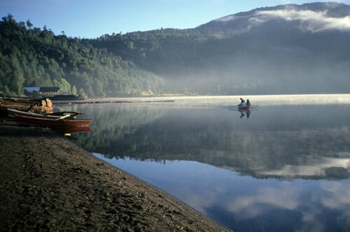 4913 hr RTW 8-9 Feb 1991 Puerto Fuy Chile to Bariloche Arg