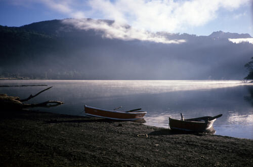 4915 hr RTW 8-9 Feb 1991 Puerto Fuy Chile to Bariloche Arg