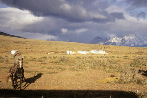 4987 hr RTW 20 Feb 1991 Torres del Paine Chile (1)