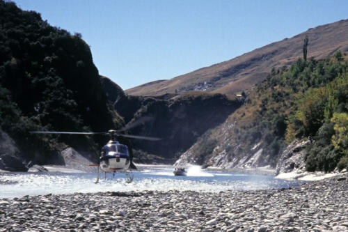 5093 hr RTW 11 Mar 1991 Awesome Foursome in Shotover Canyon NZ