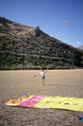 5100 hr RTW 12 Mar 1991 Paragliding near Queenstown NZ