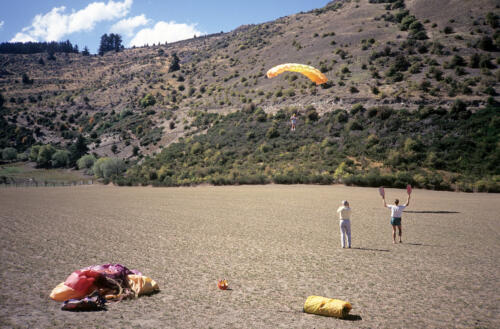 5109 hr RTW 12 Mar 1991 Paragliding near Queenstown NZ
