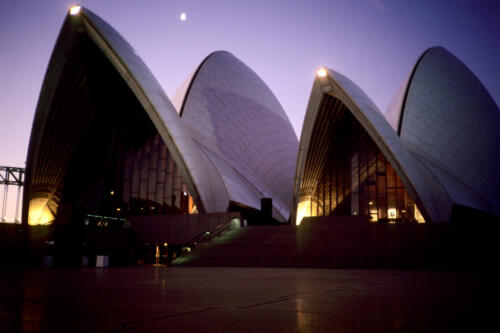 5167 hr RTW 20-26 Mar 1991 Sydney  Australia