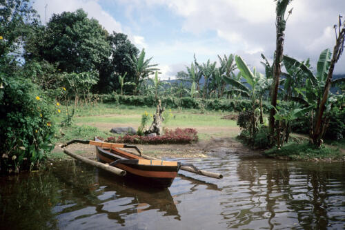 5269 hr RTW 20-24 Apr 1991 Bali Indonesia