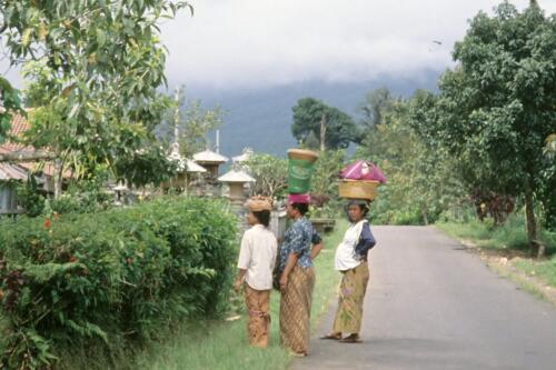 5278 hr RTW 20-24 Apr 1991 Bali Indonesia