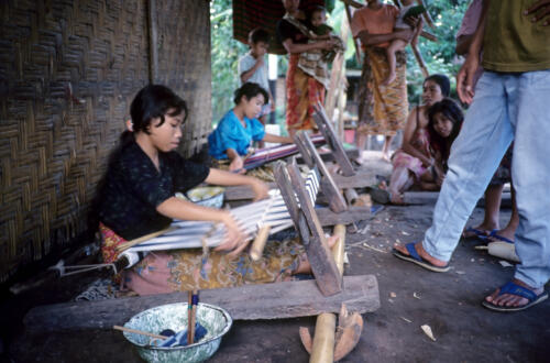 5301 hr RTW 25 Apr - 1 May 1991 Lombok Indonesia