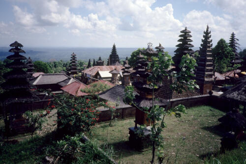 5340 hr RTW 8-10 May 1991 Bali Indonesia