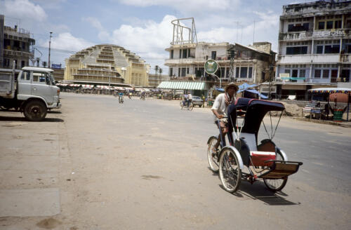 5550 hr RTW 18-21 Jun 1991 Phnom Penh Cambodia (1)