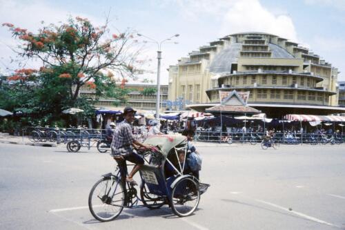 5556 hr RTW 18-21 Jun 1991 Phnom Penh Cambodia