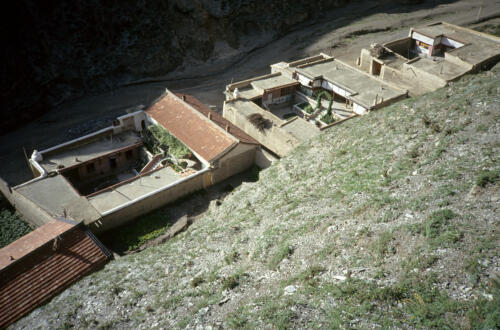 5722 hr RTW 22-29 Jul 1991 Xiahe, Gansu, China