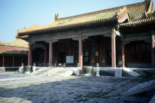 5783 hr RTW 11 Aug 1991 Forbidden City, Beijing, China